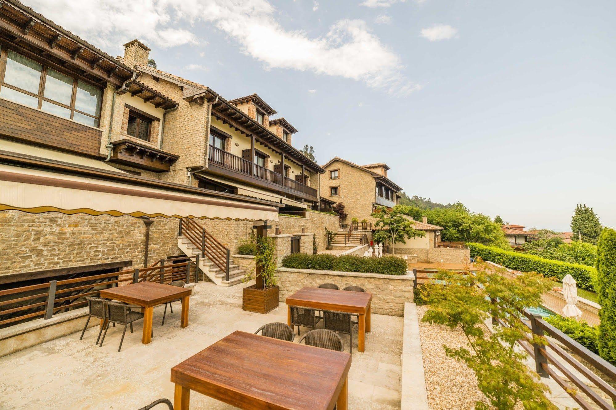 Hotel Balcon De La Cuesta Andrín エクステリア 写真