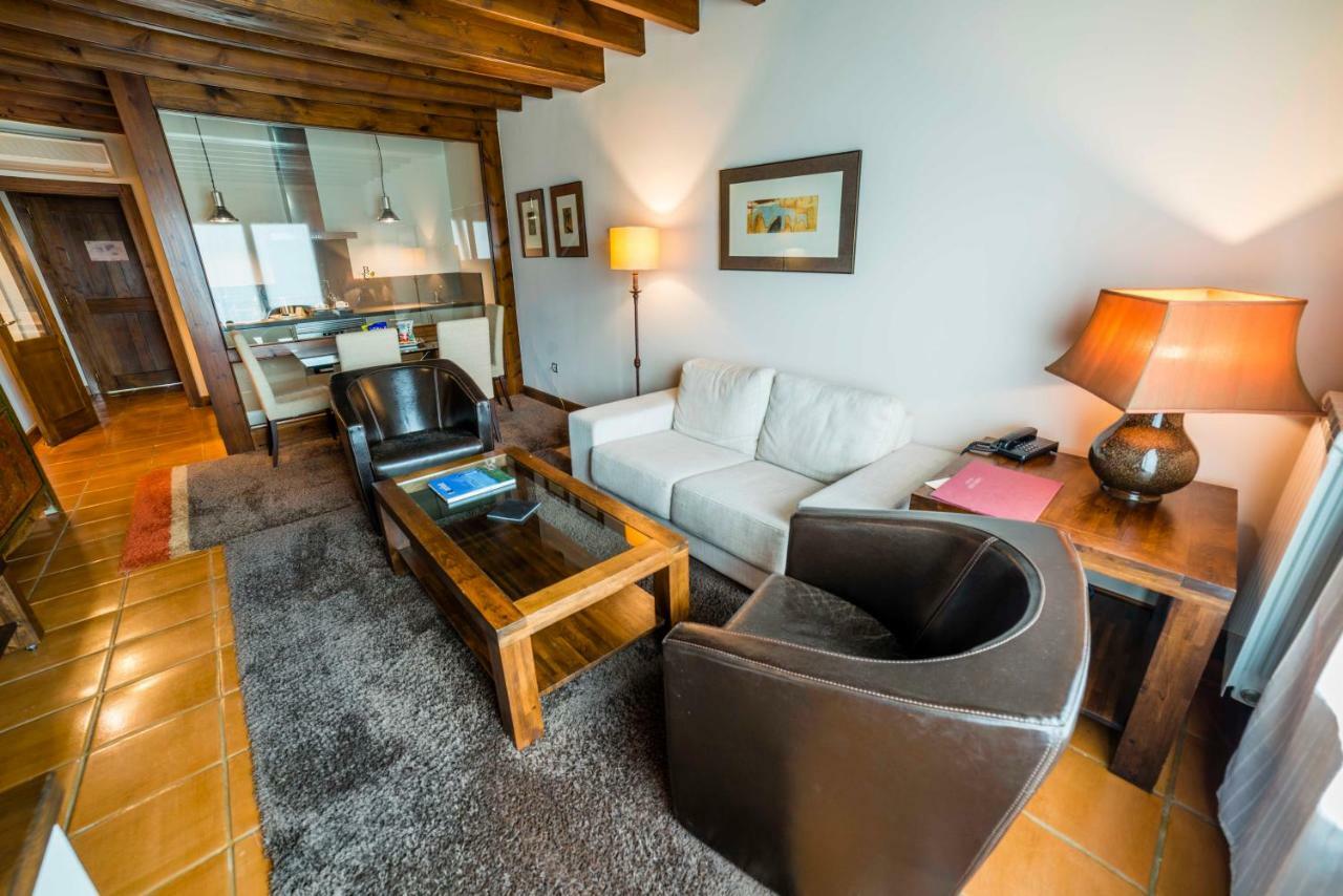 Hotel Balcon De La Cuesta Andrín エクステリア 写真