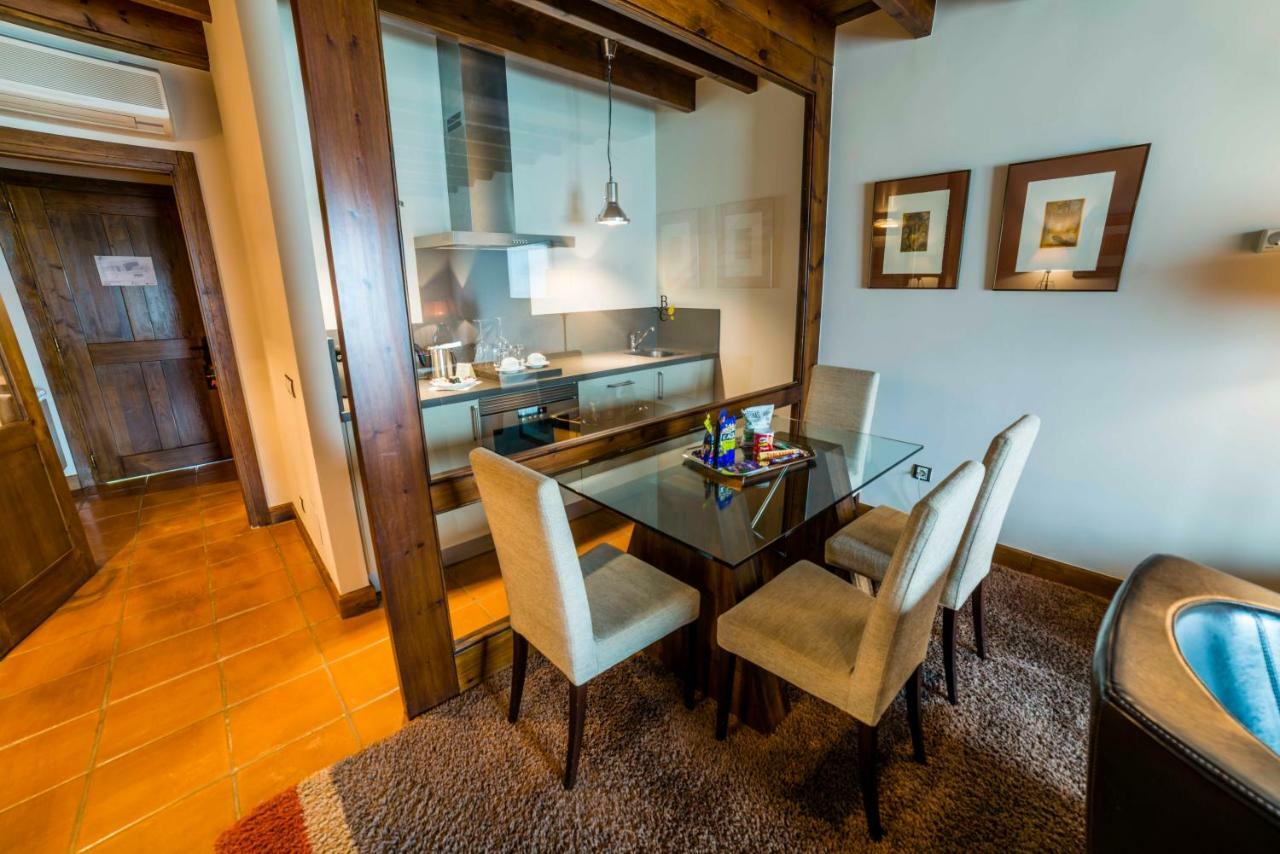 Hotel Balcon De La Cuesta Andrín エクステリア 写真