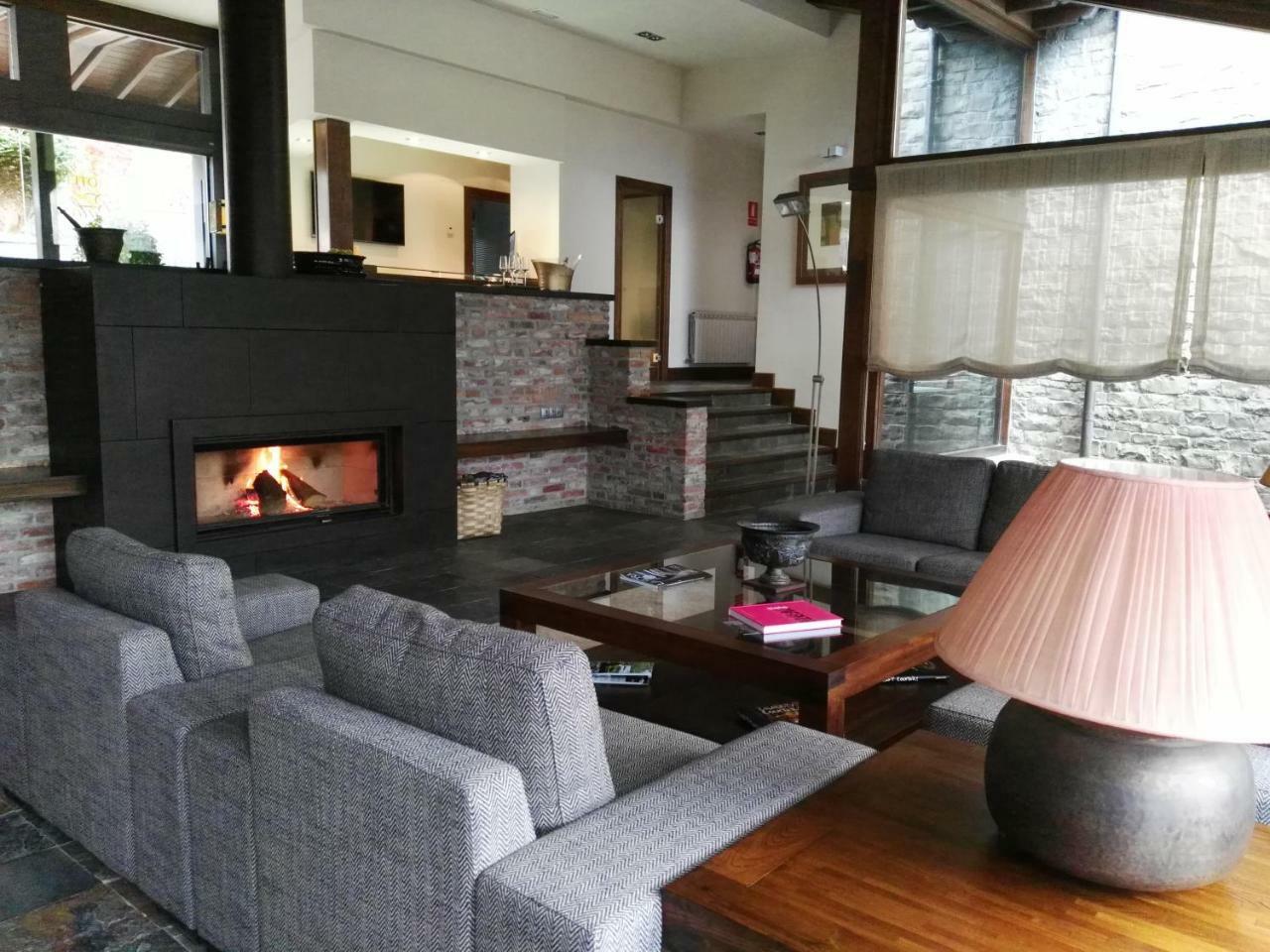Hotel Balcon De La Cuesta Andrín エクステリア 写真