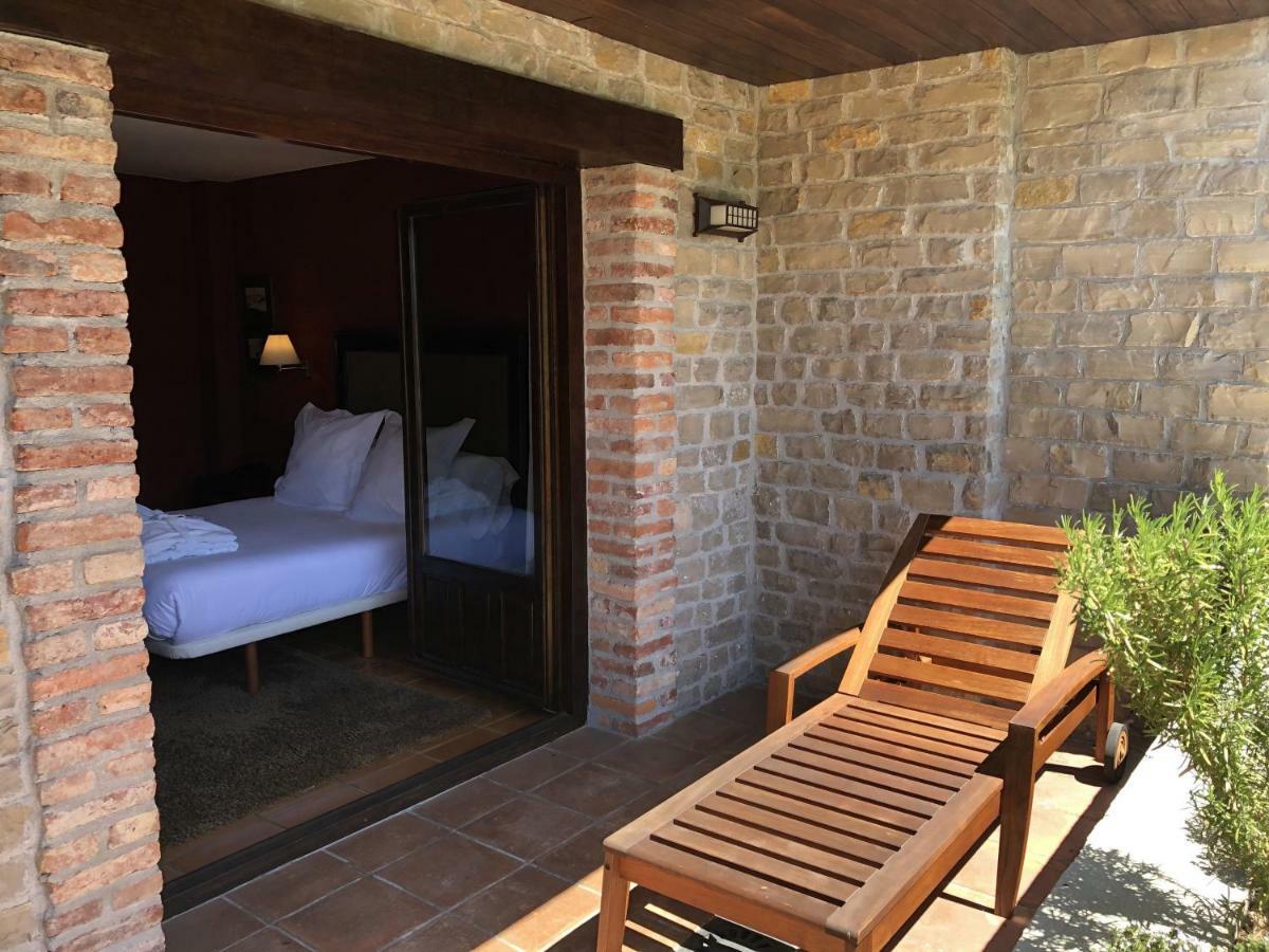 Hotel Balcon De La Cuesta Andrín エクステリア 写真